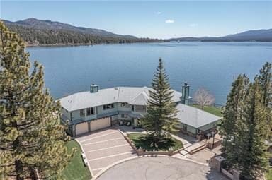 Lakefront Homes for Sale