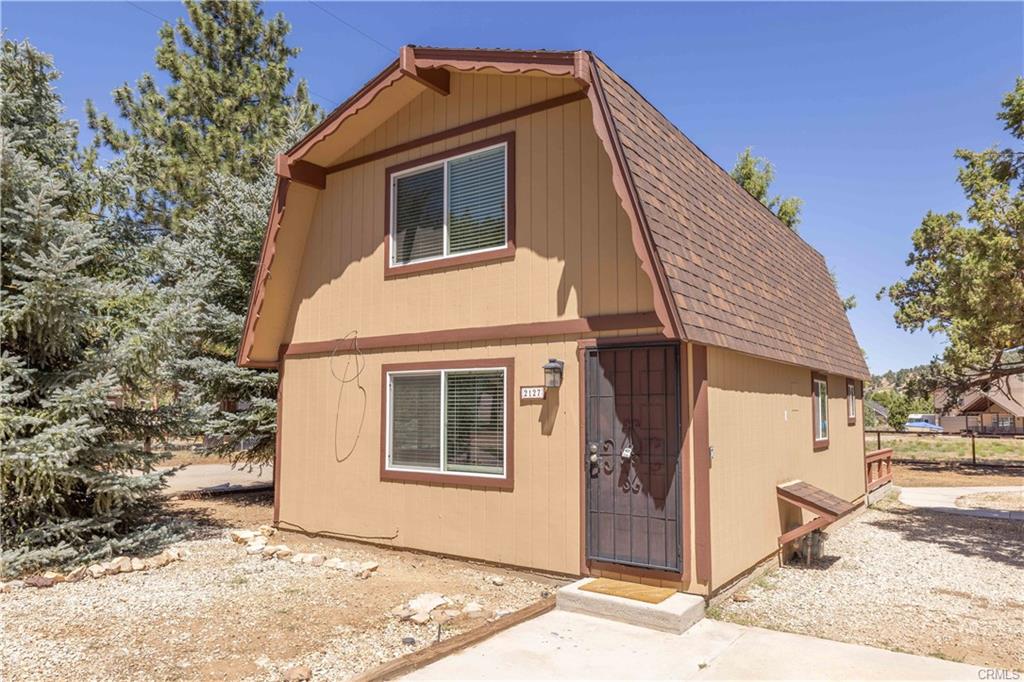 Big Bear Cabin - Front Exterior